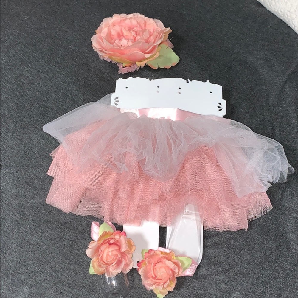 Matching tutu and flower set